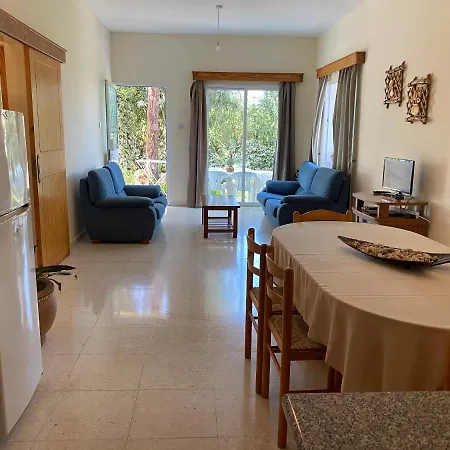 Apartment Kritos Argaka